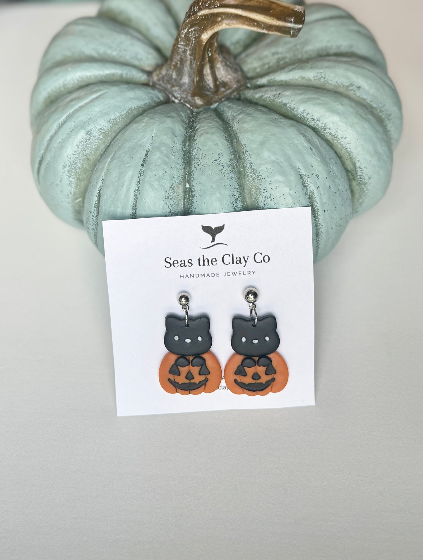 Cat with Pumpkin Dangle