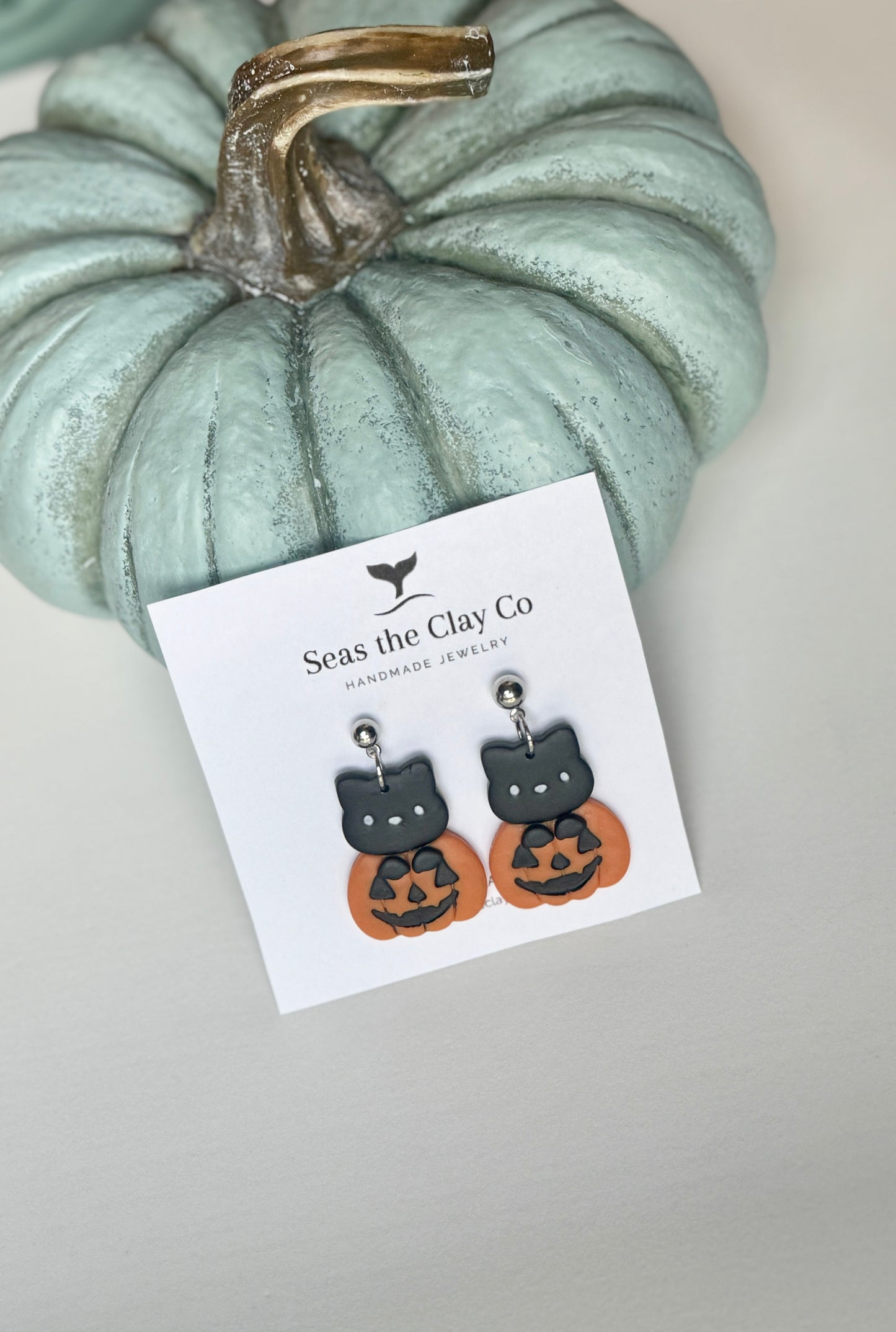 Cat with Pumpkin Dangle